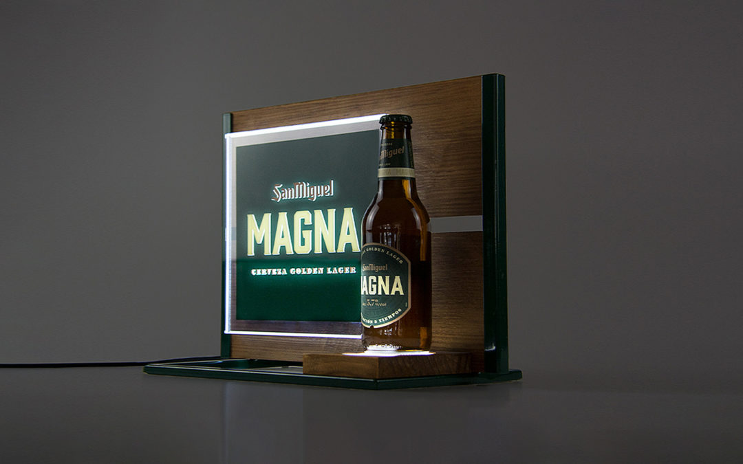 Expositor Luminoso Halobright. San Miguel «Magna»